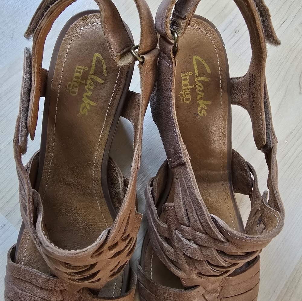 Clarks Indigo Strappy High Heels Size 8.5 - Picture 7 of 10